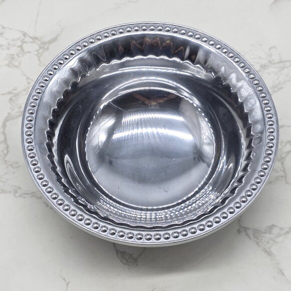 Wilton Armetale Flutes Pearls 6 in Round Dipping Bowl Silver Dip Aluminum NEW - Picture 2 of 11